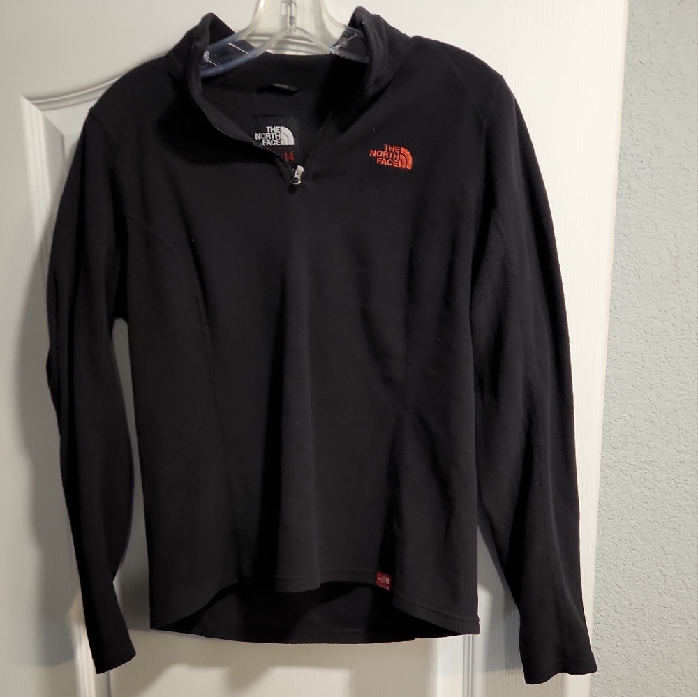 The North Face 1/4 Zip Pullover
